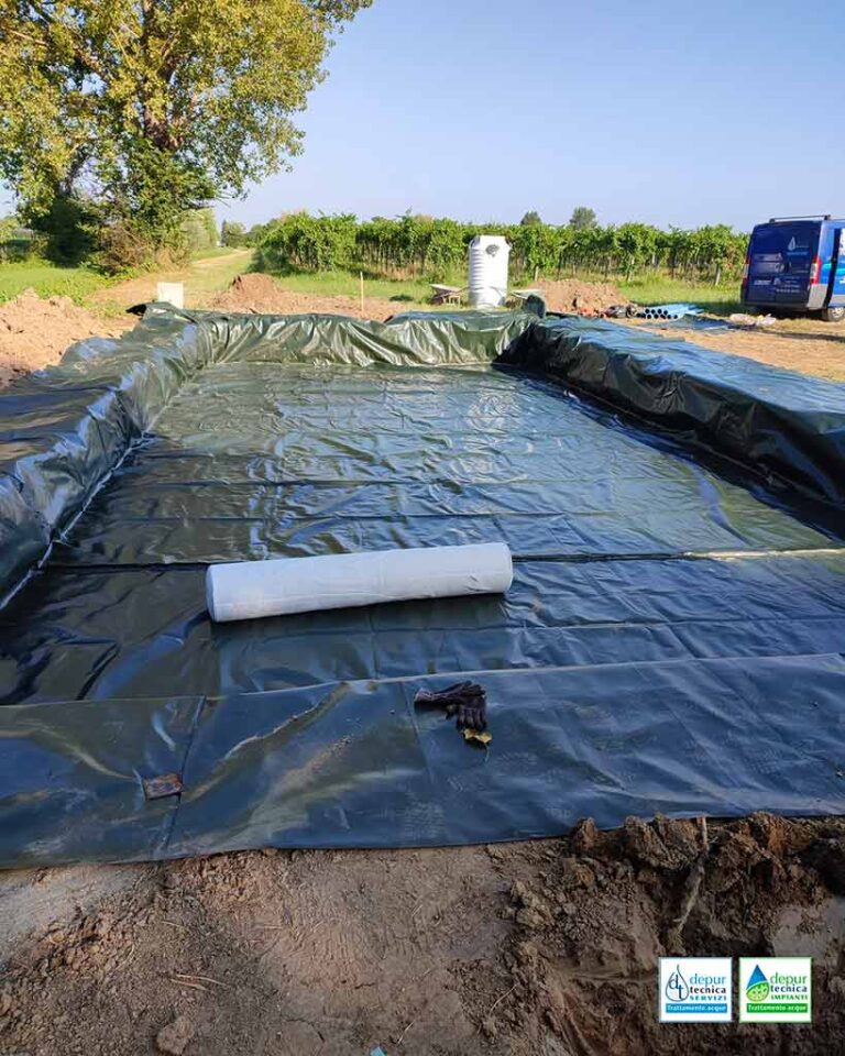 Installazione della Geomembrana per Fitodepurazione a Flusso Verticale | DEPURTECNICA