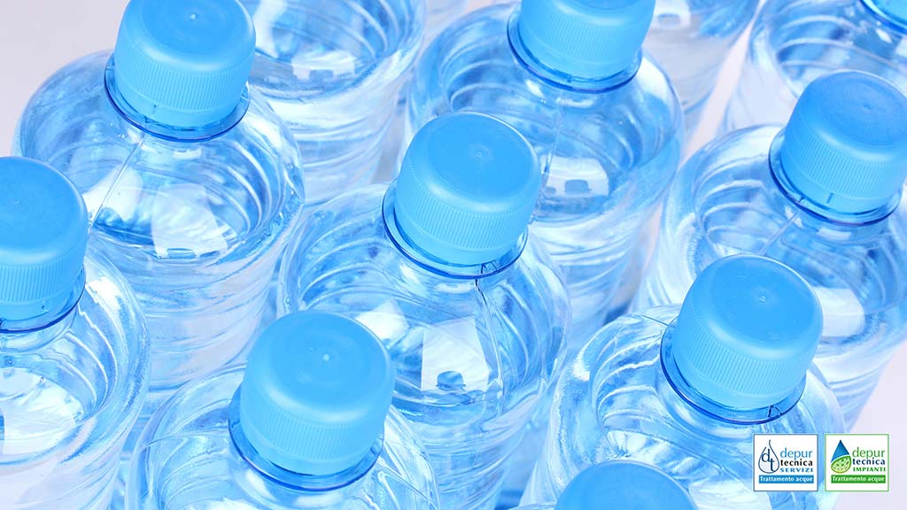 Acqua in bottiglia: abitudine comoda, ma non sempre pratica | DEPURTECNICA Acqua in bottiglia: abitudine comoda, ma non sempre pratica | DEPURTECNICA